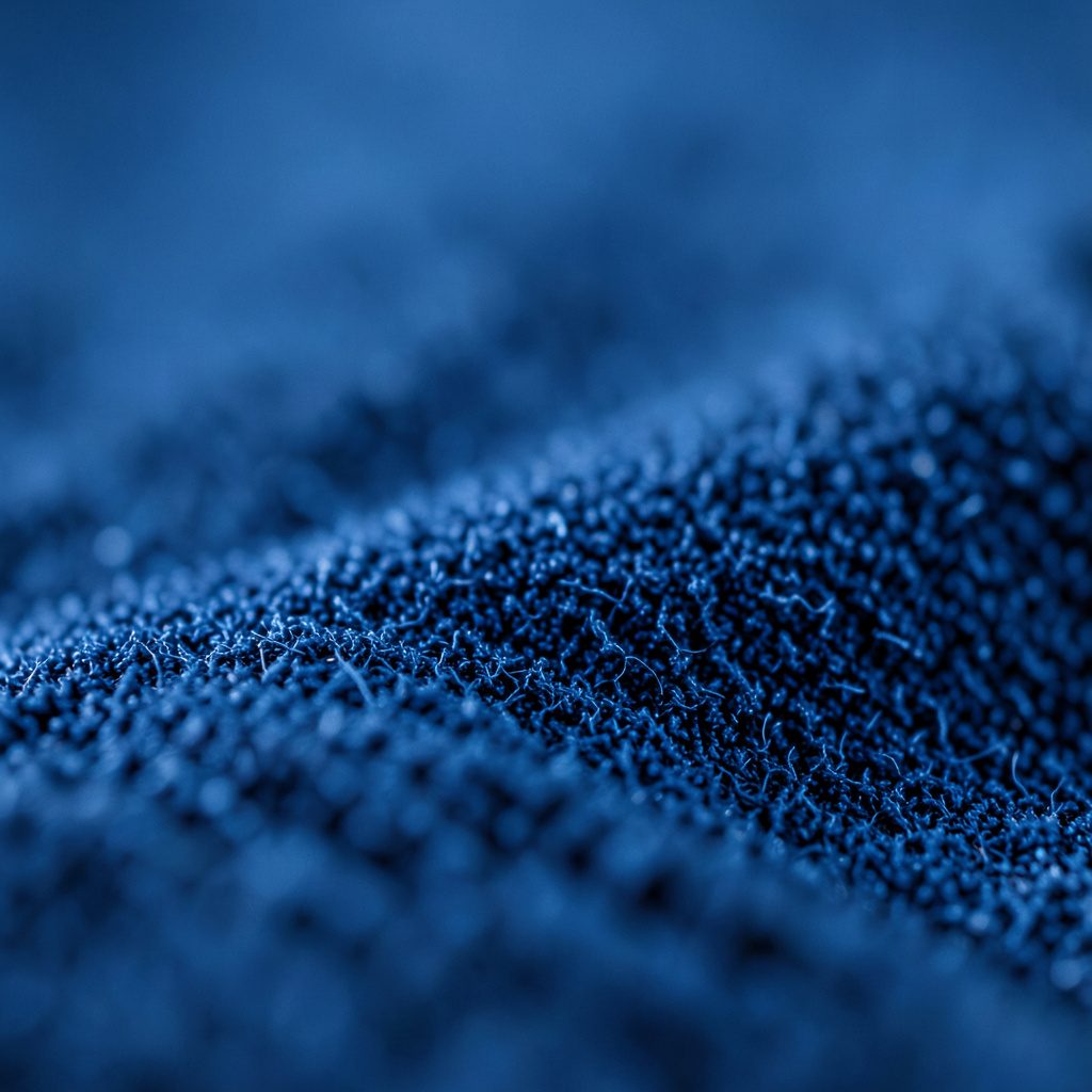 Banner institucional con fondo azul profundo y detalles en blanco, diseño sobrio con líneas geométricas que evocan formalidad y transparencia
